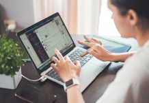 Veel mensen komen online niet mee: deze adviezen verkleinen die digitale kloof