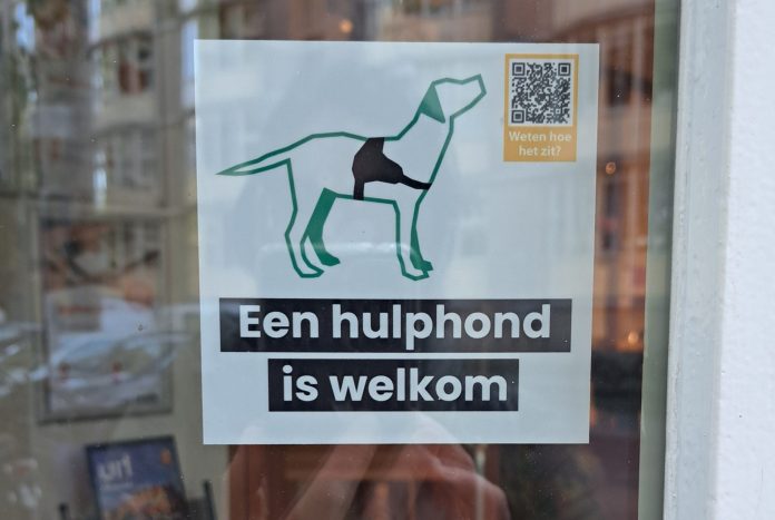 + informatie hulphond aanwezig