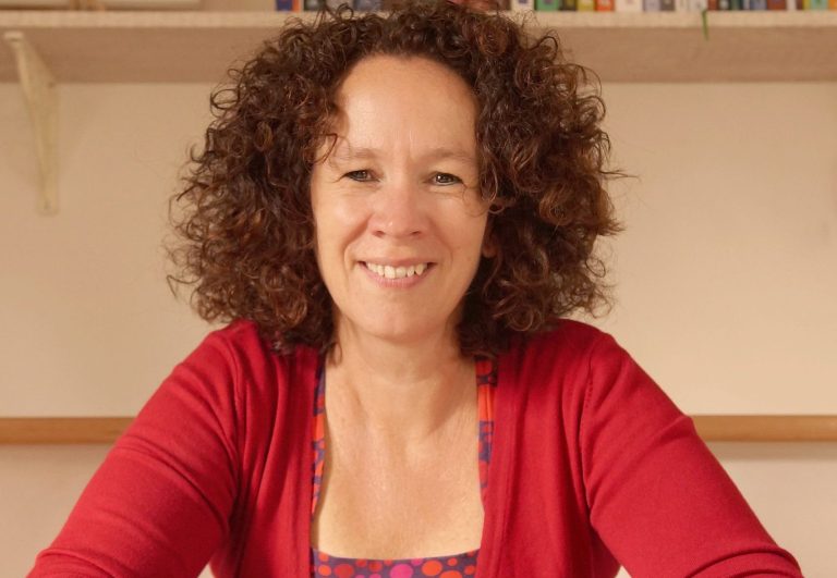 Rouwende mantelzorgers laten soms moeilijk gedrag zien: zo ga je ermee om Rouw- en verliestherapeut Tanja van Roosmalen