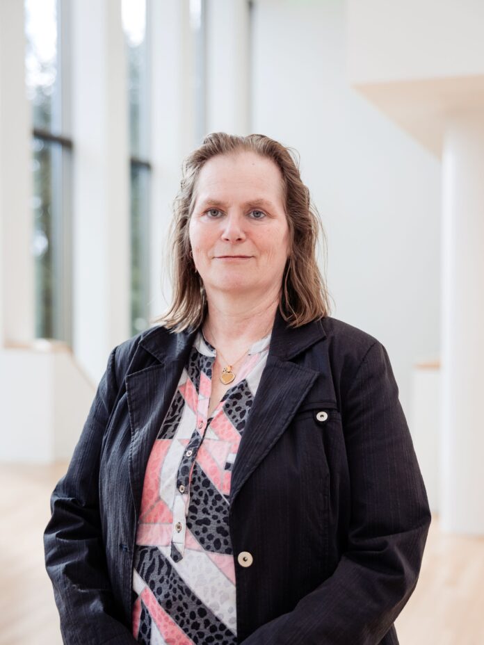Roelie vanGuldener