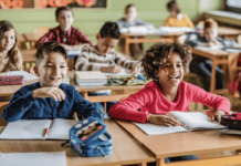 Onderwijs en inclusie Twee leerlingen in de klas